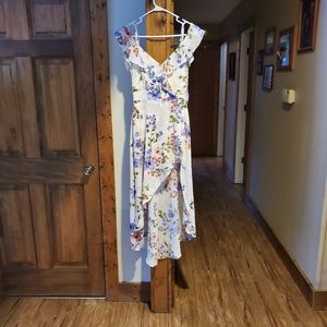 🙊IZ Byer Hi low dress with shorts